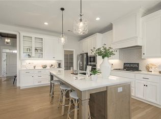 1542 SW Arbor Park Dr, Lees Summit, MO 64082