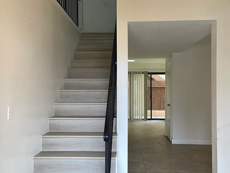 7872 Glencoe Dr #1 — Photo 4