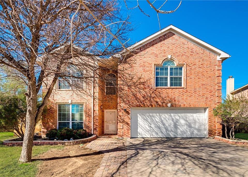 1st image of 112 Bridgewood Dr