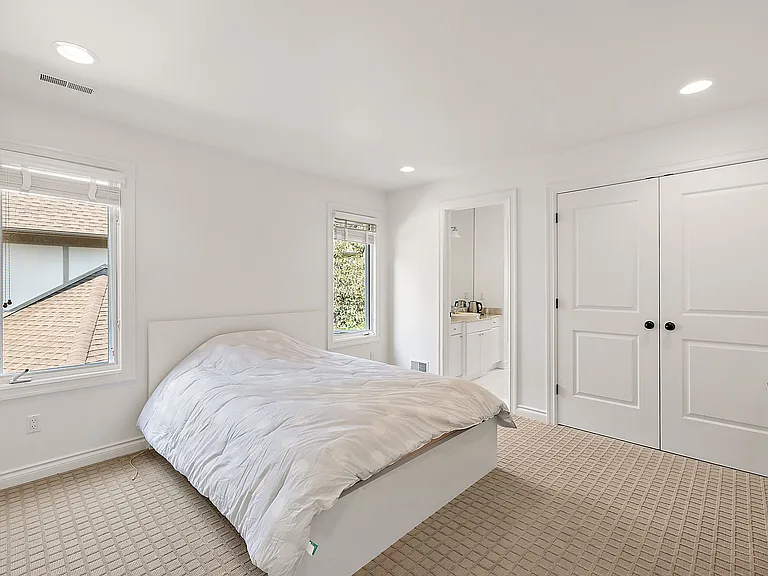 699 Abbey Rd — Photo 24