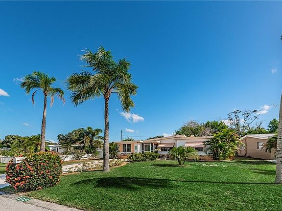 3rd image of 5221 Orange Blossom Ln N