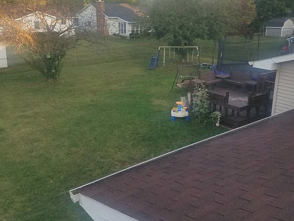 4th image of 3921 Maywood Dr