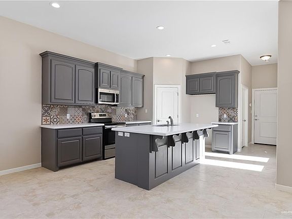 2nd image of 3309 Kestrel Dr