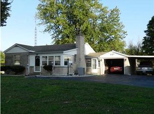 701 Water Tower Rd, Owensville, IN 47665