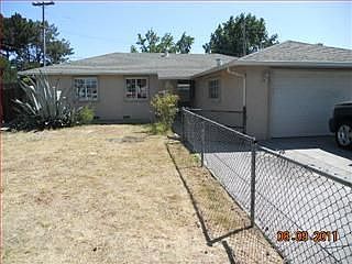 5th image of 2540 Leigh Ave