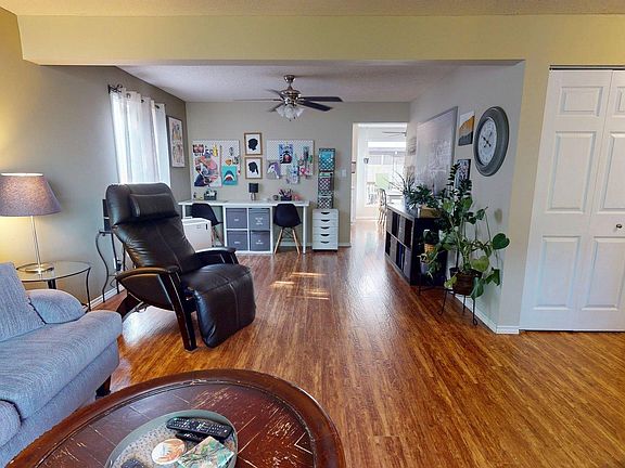 5th image of 137 Greenwood Dr