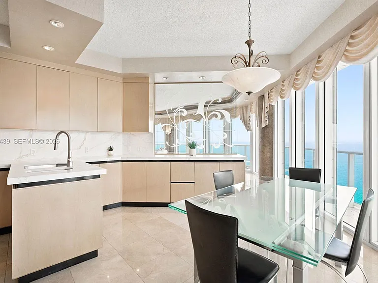 16445 Collins Ave #11B — Photo 11
