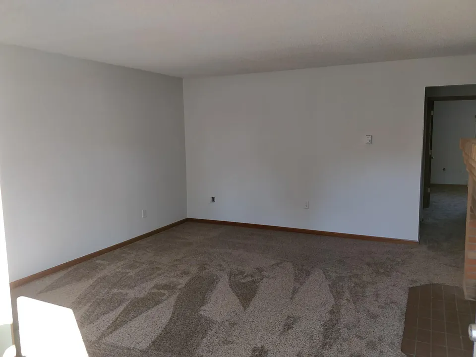 Living room - big enough for your flat screen!