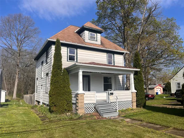 1042 S Morgan St, Meadville, PA 16335