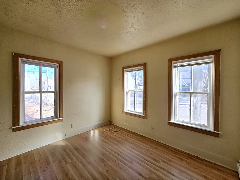 316 Garfield Ave — Photo 4