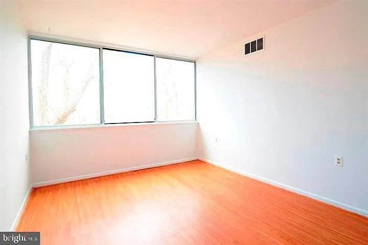 4345 Ivymount Ct — Photo 4