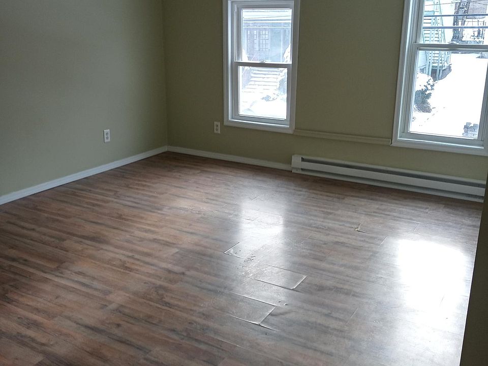2nd image of 414 Washington Ave