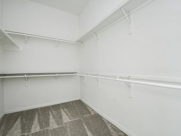 8215 Longear Ln — Photo 22