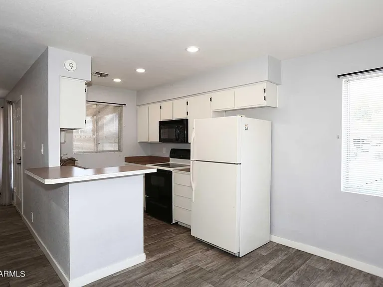 522 W Blackhawk Dr #4 — Photo 22