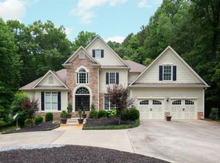 140 Starlight Dr, Dahlonega, GA 30533