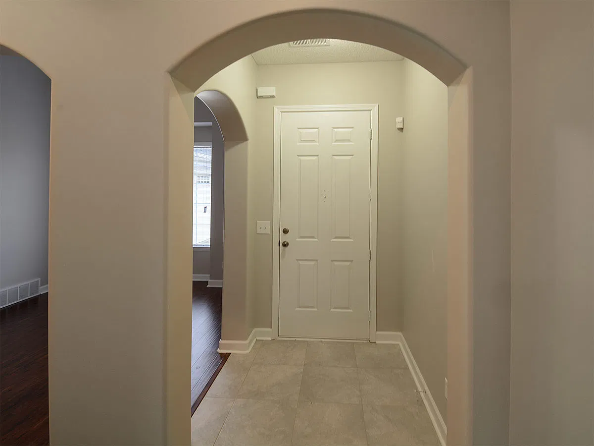 3 bedroom with a Bonus Room and 2 baths in Cordova Near Houston Levee — Photo 4