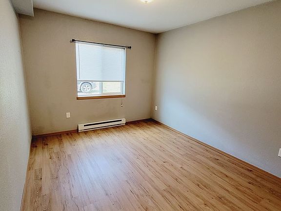 5th image of 4050 Delta Dr #D