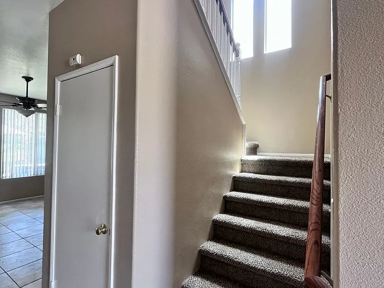33405 Wallace Way — Photo 6