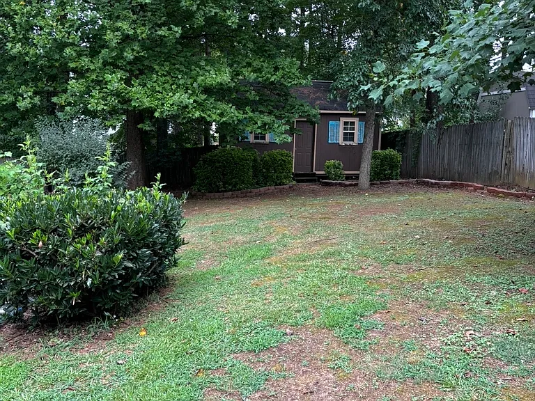 Stewart Dr — Photo 29