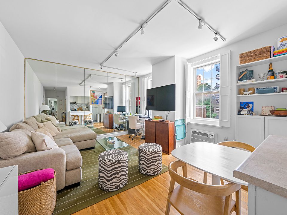 1st image of 172 E 61st St APT 4B