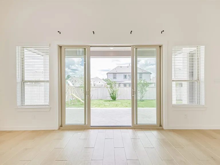 27027 W Rustlers Bnd — Photo 14