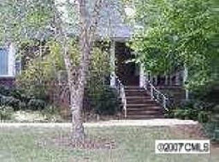 8811 Old Potters Rd, Charlotte, NC 28269