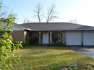 10041 Lazy Oaks St, Houston, TX 77080