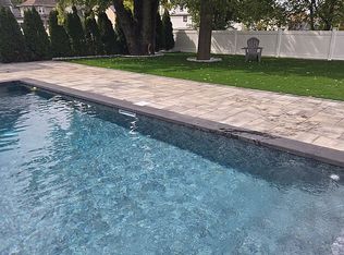 196 Barnard Ave, Staten Island, NY 10307