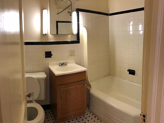 2nd image of 4328 Osage Ave #3F