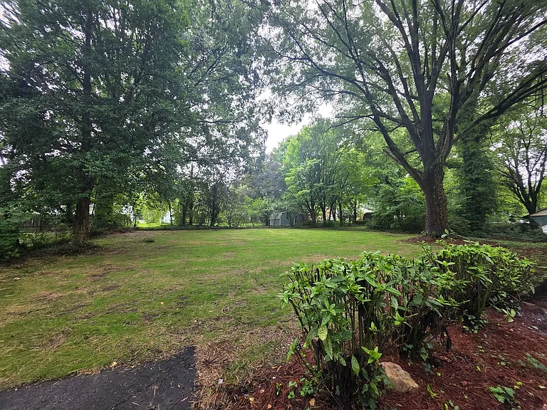 3317 Emory Dr — Photo 4