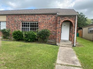 3408 Lantern Ln, Baytown, TX 77521