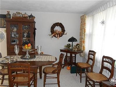 5th image of 1018 Harrison Ave