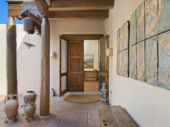 1236 Bishops Lodge Rd, Santa Fe, NM 87501