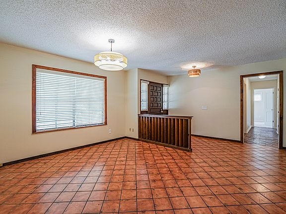 5th image of 1351 Sea Hawk Ln