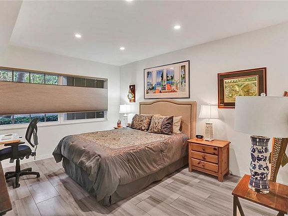 5th image of 804 Cypress Grove Ln APT 108