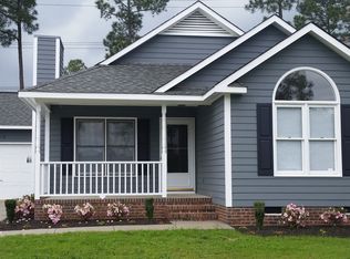 3518 Rittenour Dr, Hope Mills, NC 28348