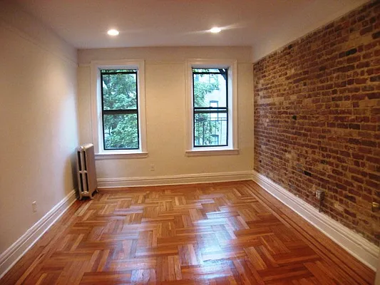 Rented by PMG Real Estate  | media 3