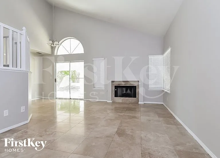 7829 Turtle Cove Ave — Photo 3