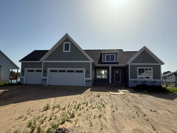 9565 Shoreway Dr Lot 44, West Olive, MI 49460
