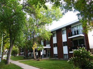 9915 88th Ave NW, Edmonton, AB T6E 2R4