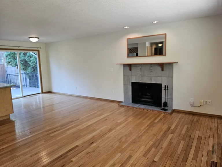 3016 SW Carolina St — Photo 21