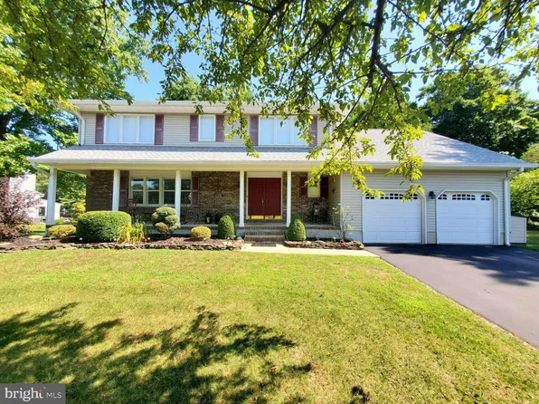 7 Buck Rd, Hamilton, NJ 08620