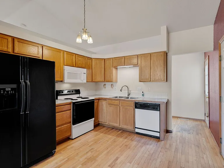 1385 Keywood Ct — Photo 7