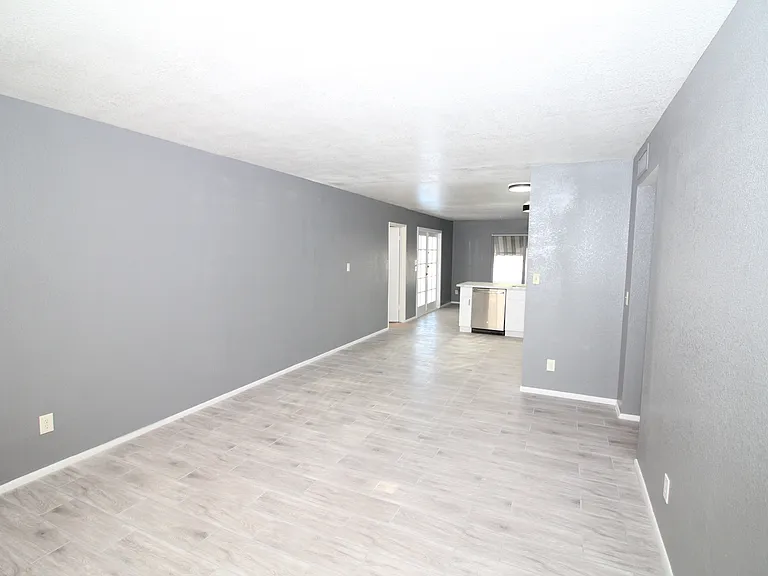 505 N Laveen Dr — Photo 4