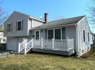 27 Park St, Saco, ME 04072