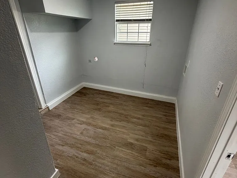 3002 Shenstone Dr — Photo 4