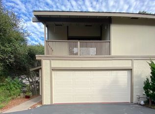 1360 Josselyn Canyon Rd APT 10, Monterey, CA 93940