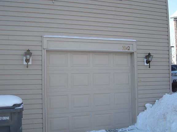 2nd image of 3042 Skylar Ln