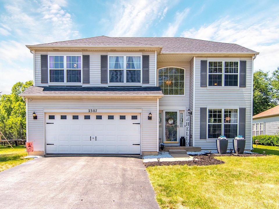 1st image of 2307 Applewood Ct
