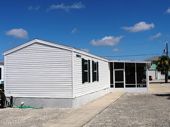 3rd image of 147 Randle Ave